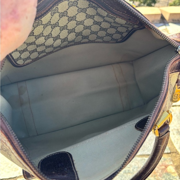 Rare Vintage Gucci monogram travel tote- EVC

“One of one. Will not relist.” - Picture 8 of 17